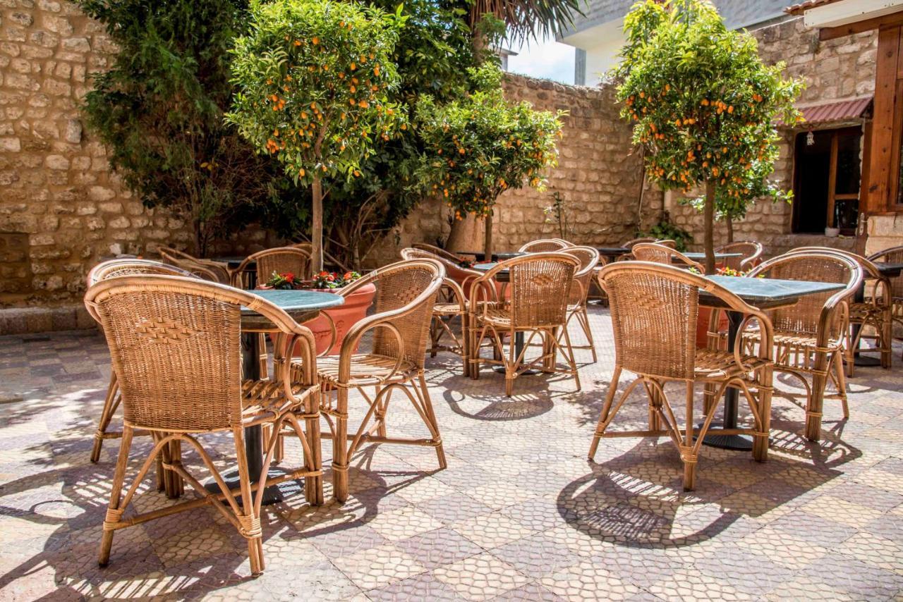 Dar Camelia Bed & Breakfast Tyrus Eksteriør bilde